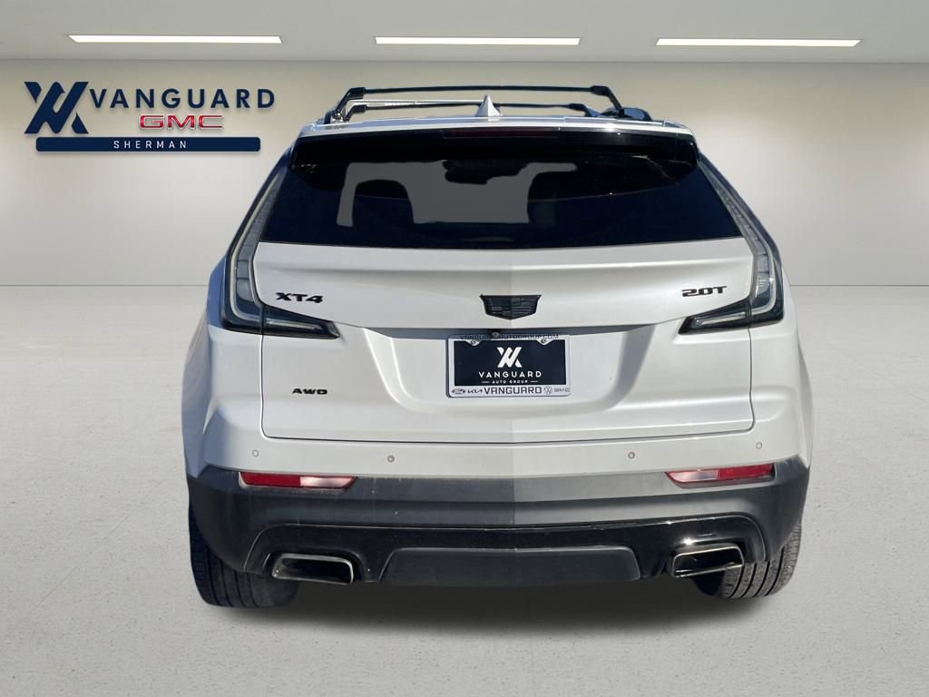 2019 Cadillac XT4 Sport photo 3