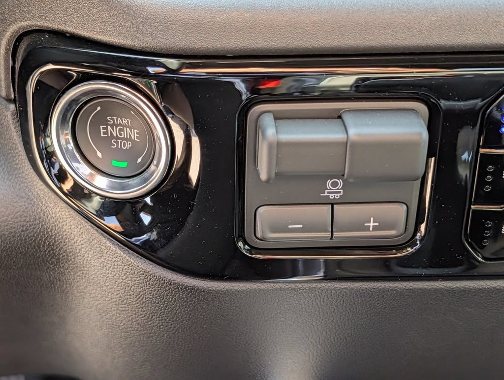 2026 GMC Sierra 1500 SLT - Photo 18