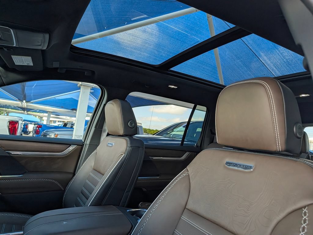 2026 GMC Acadia Denali Ultimate - Photo 24