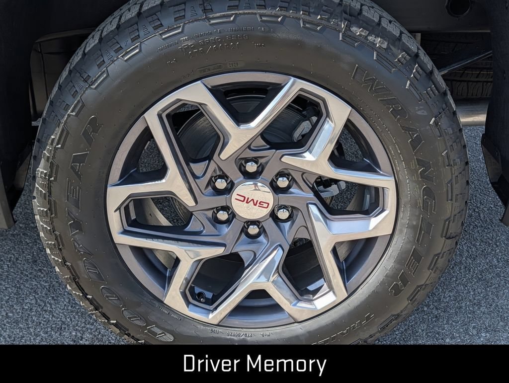 2026 GMC Sierra 1500 SLT - Photo 12