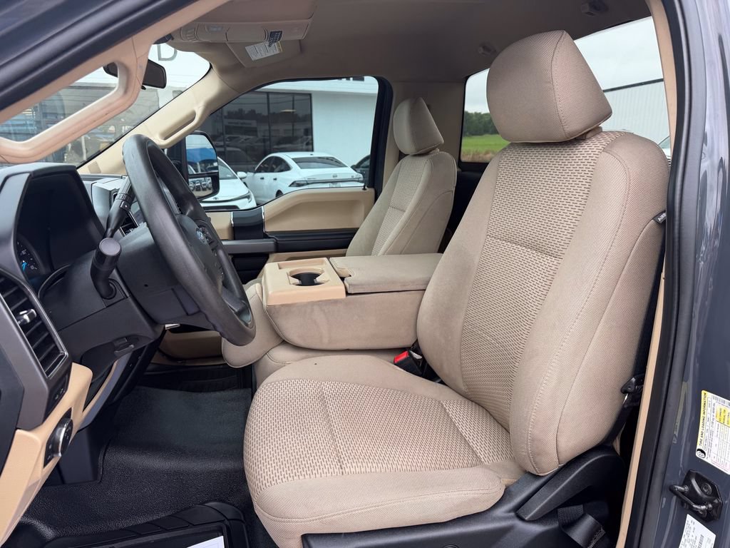 2021 Ford F-350 Super Duty XLT - Photo 29