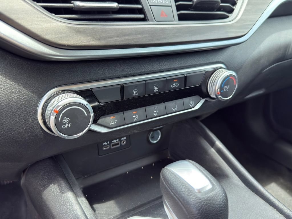 2025 Nissan Altima SV - Photo 15