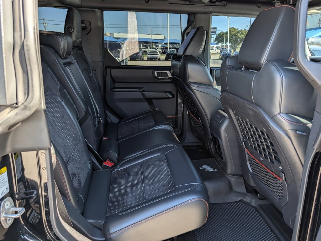 2022 Ford Bronco 4-Door Raptor - Photo 33