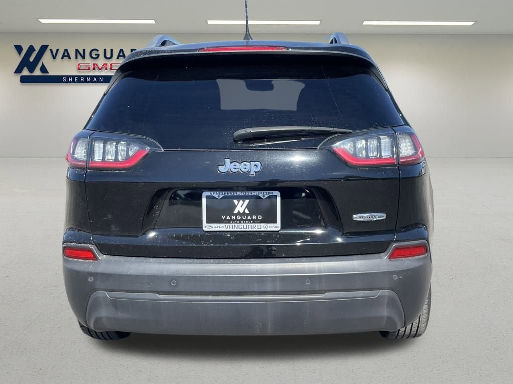 Used 2021 Jeep Cherokee Latitude Plus FWD SUV