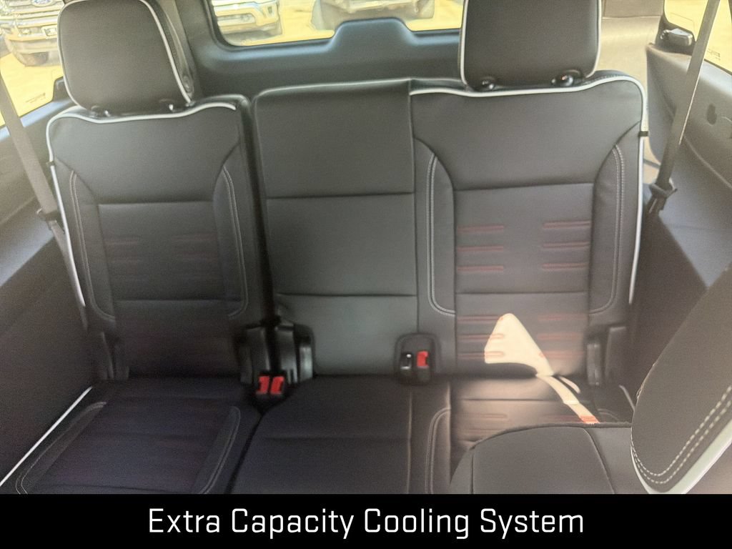 2026 GMC Yukon XL AT4 Ultimate - Photo 15