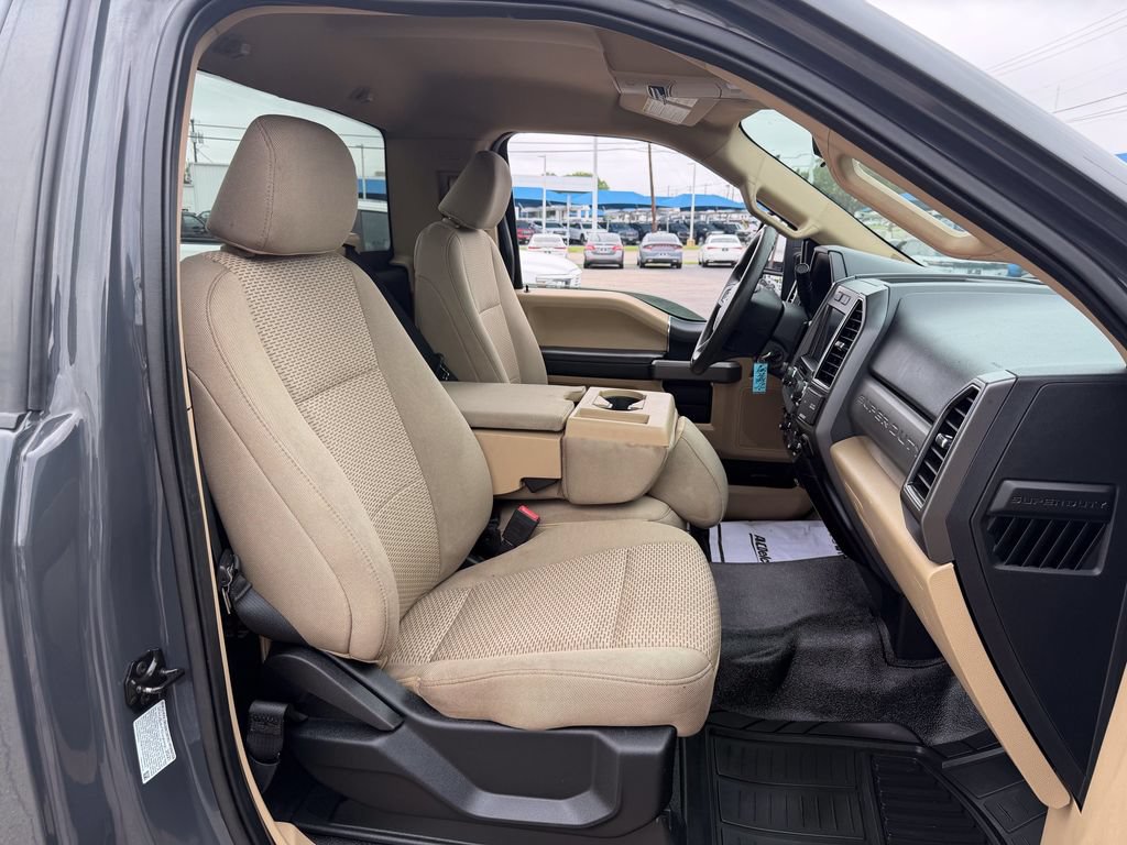 2021 Ford F-350 Super Duty XLT - Photo 31
