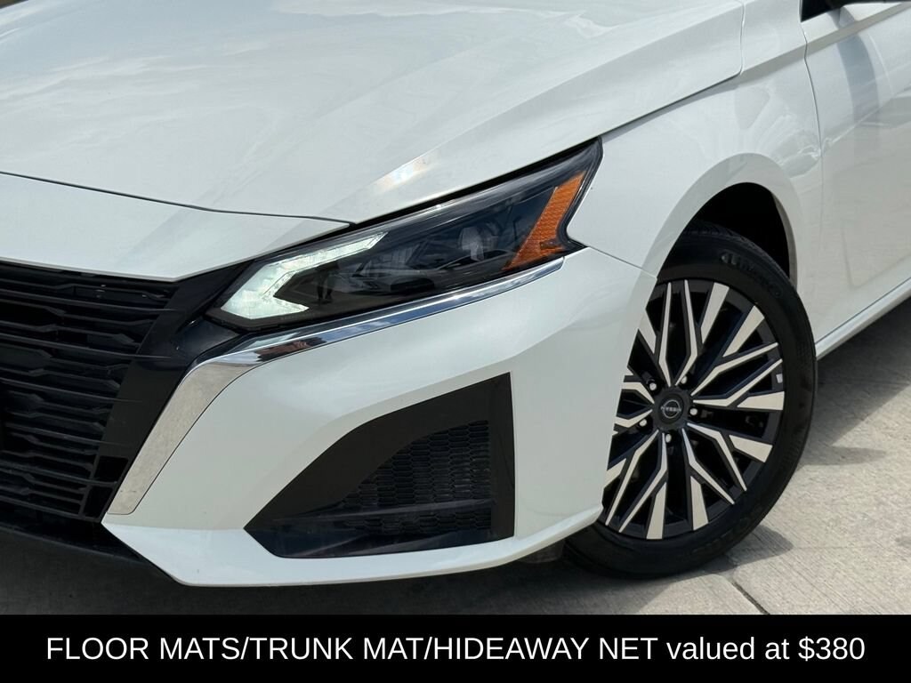 Used 2025 Nissan Altima SV AWD Sedan