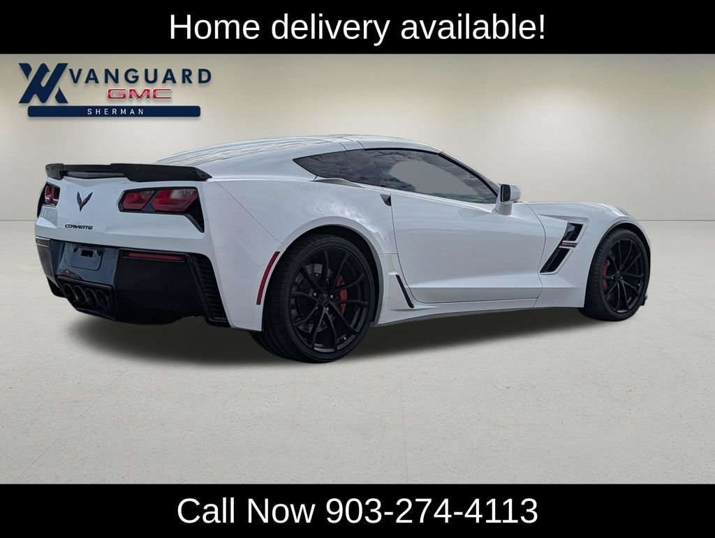 2019 Chevrolet Corvette 2LT - Photo 9