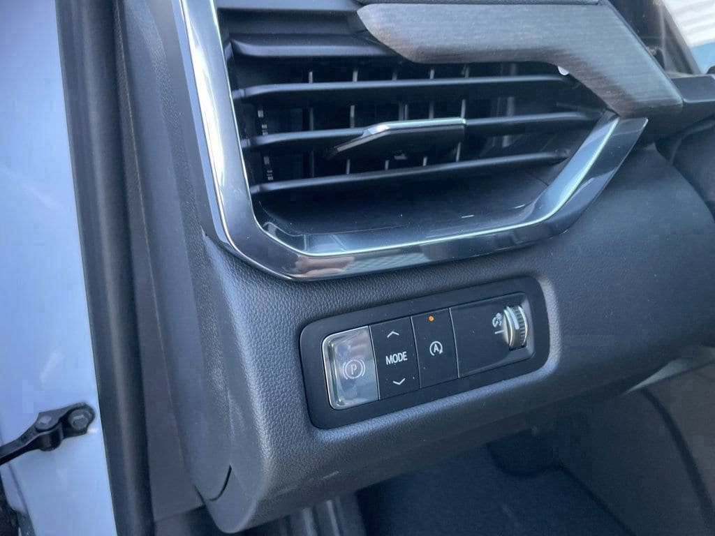 2026 GMC Acadia Denali - Photo 49