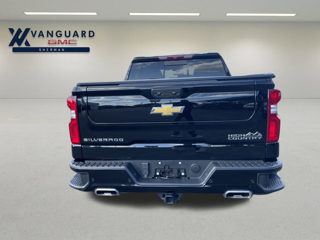 2024 Chevrolet Silverado 1500 High Country photo 4