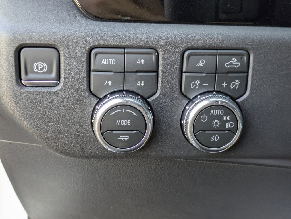 2026 GMC Sierra 1500 SLT - Photo 20