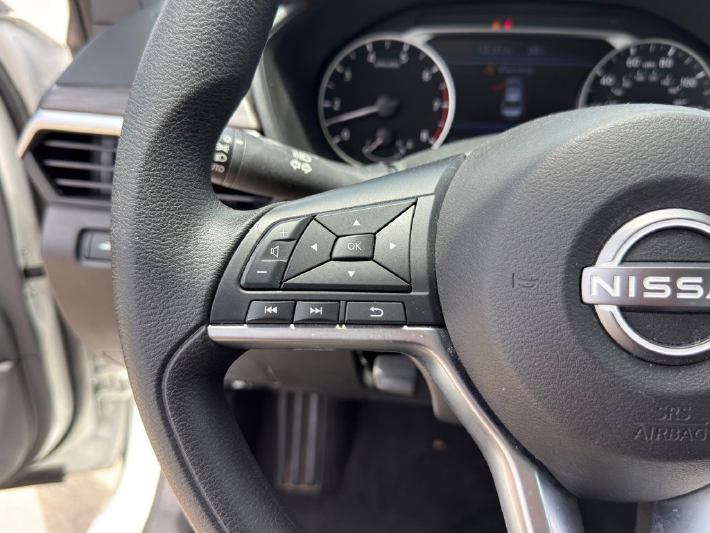 2025 Nissan Altima SV - Photo 18