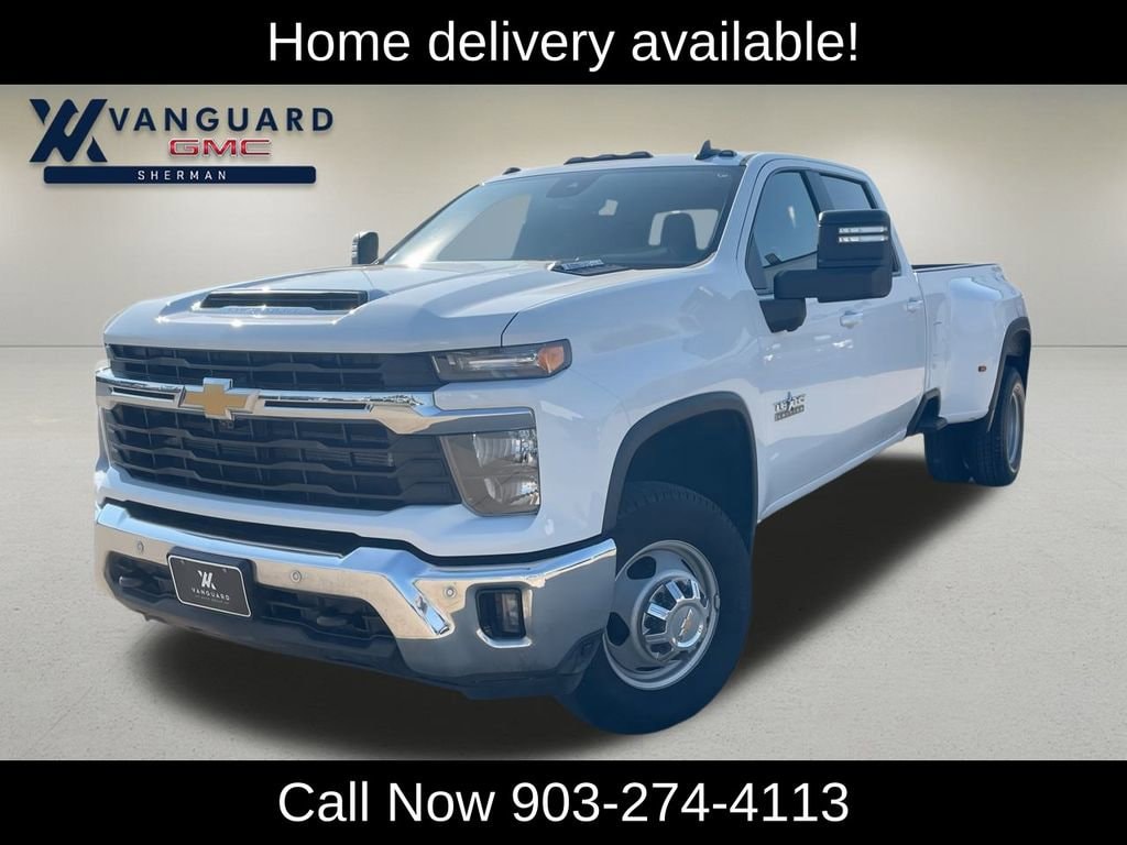 2025 Chevrolet Silverado HD LT's photo