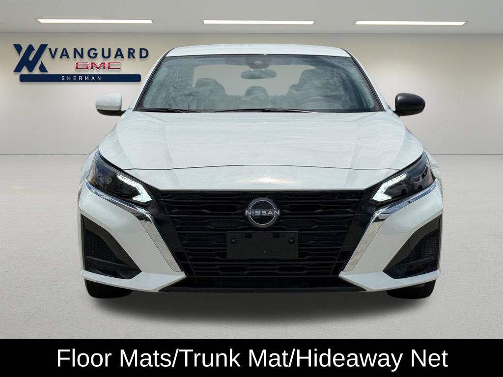 2025 Nissan Altima SV - Photo 7