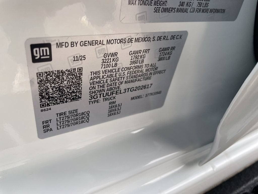 2026 GMC Sierra 1500 AT4X - Photo 31