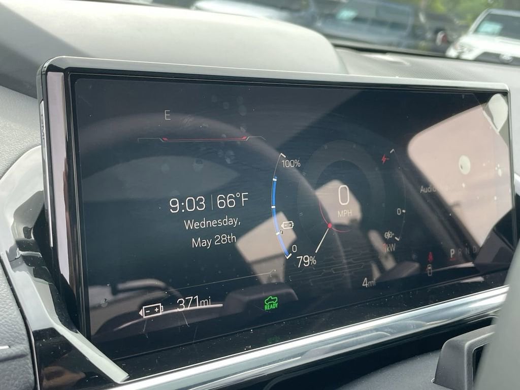 2025 GMC Sierra EV Denali - Photo 17