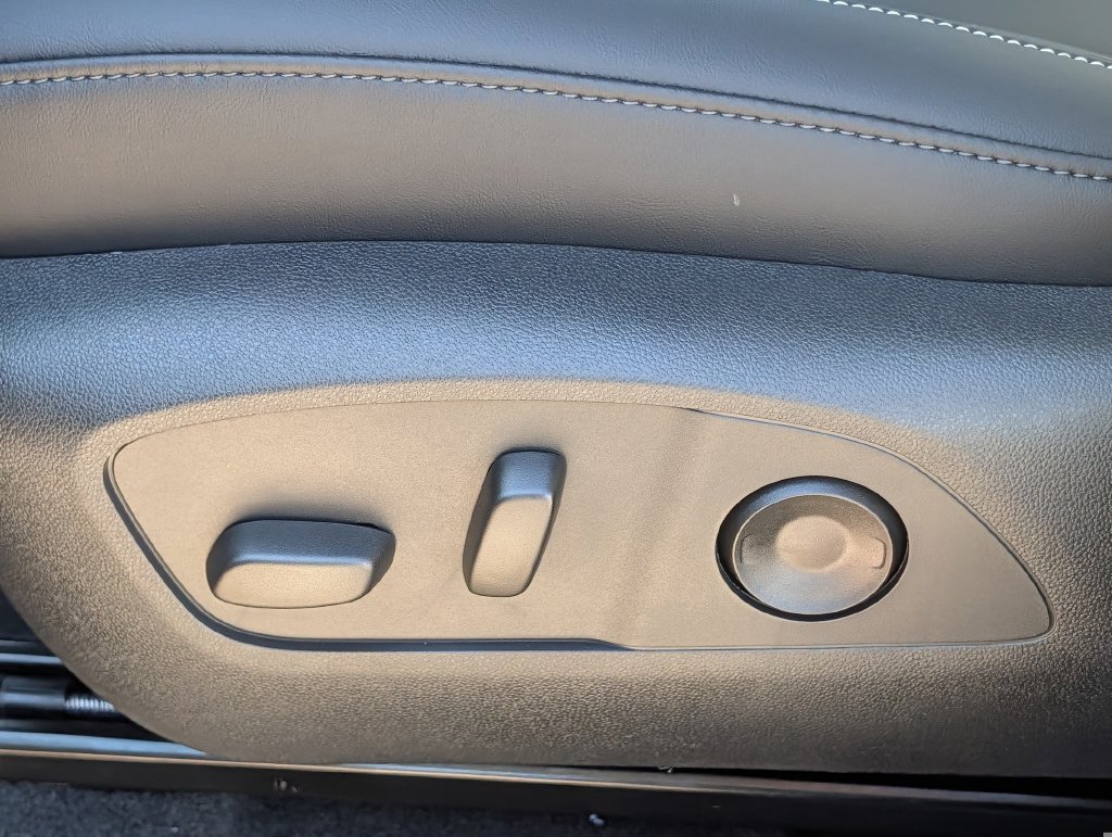 2027 GMC Acadia Elevation - Photo 23
