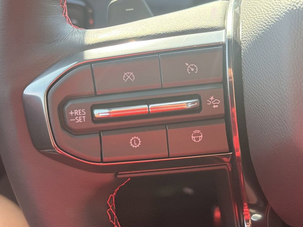 2026 GMC Yukon XL AT4 Ultimate - Photo 31