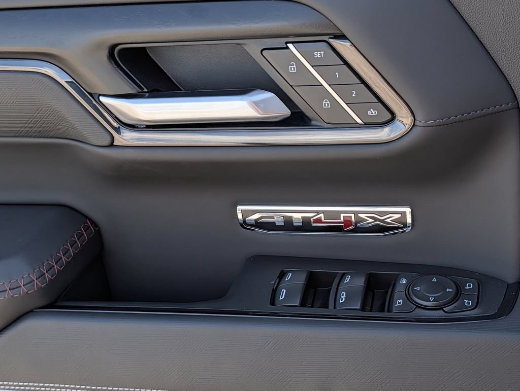 2026 GMC Sierra 1500 AT4X - Photo 25