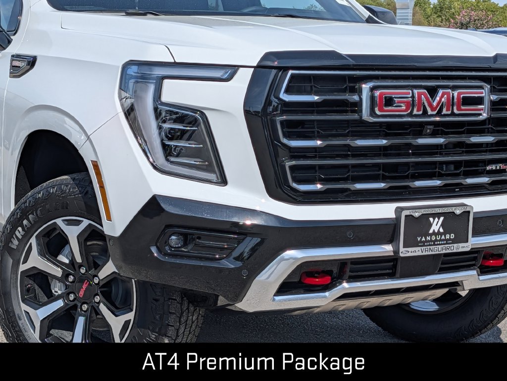 2027 GMC Yukon AT4 - Photo 8
