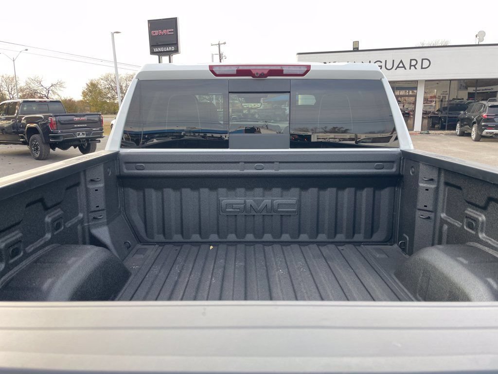 2026 GMC Sierra 1500 AT4X - Photo 24
