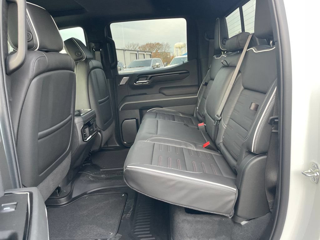 2026 GMC Sierra 1500 AT4X - Photo 26