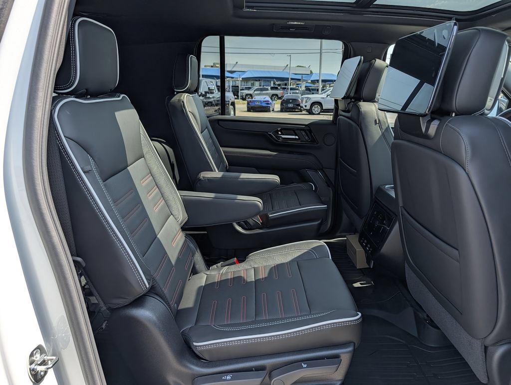 2026 GMC Yukon XL AT4 Ultimate - Photo 31