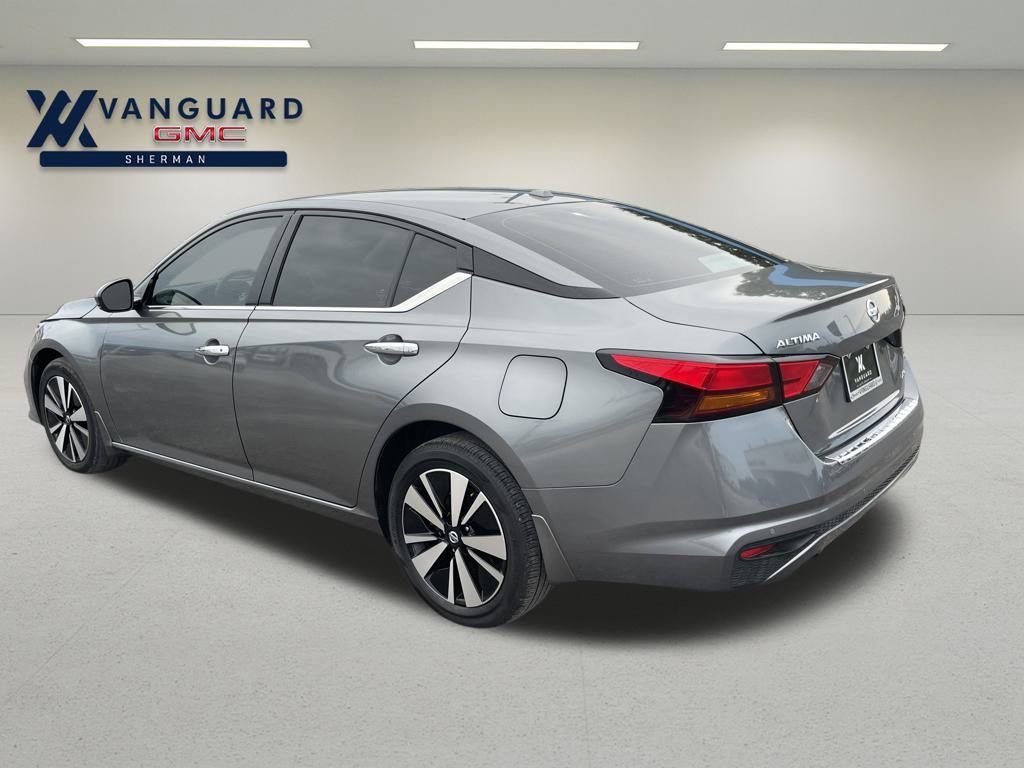 2022 Nissan Altima SL photo 3