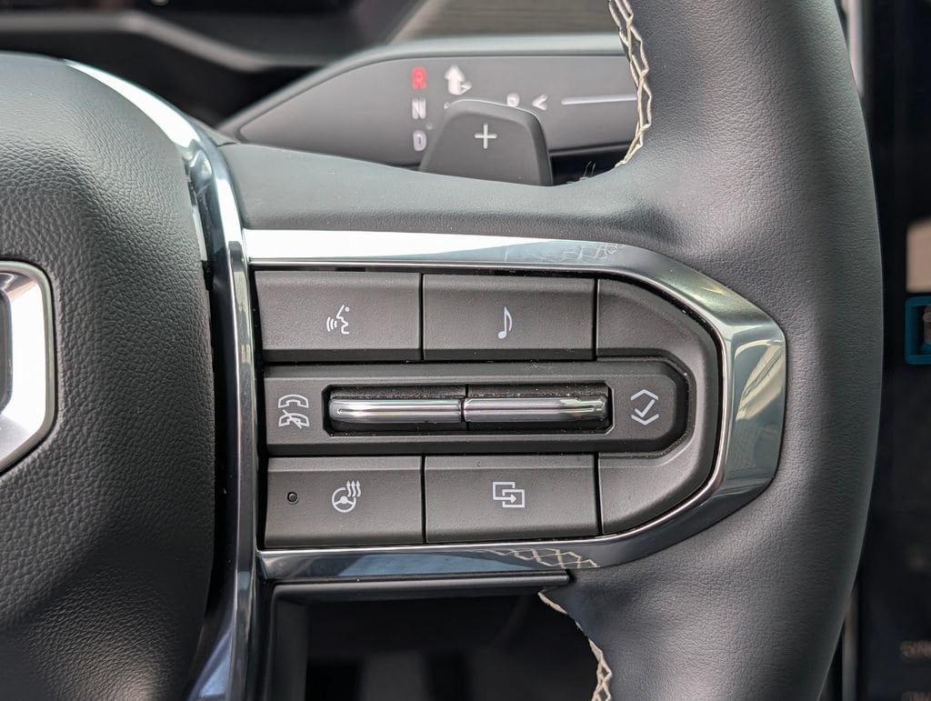 2026 GMC Acadia Denali - Photo 18
