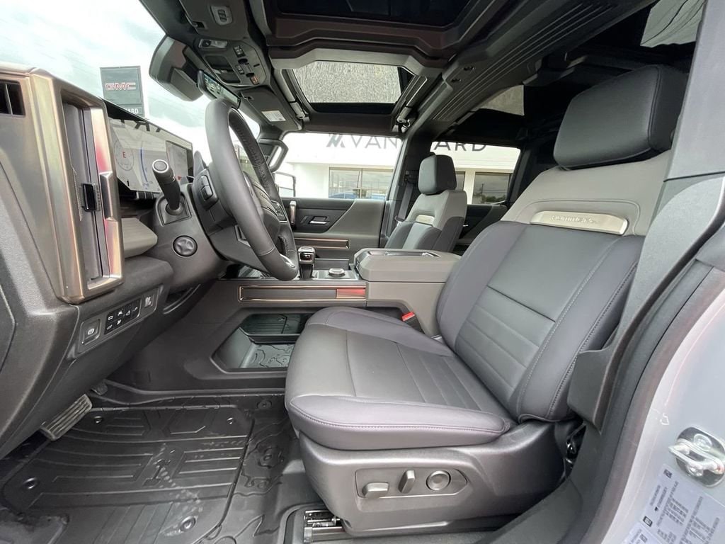 2025 GMC HUMMER EV 3X - Photo 15