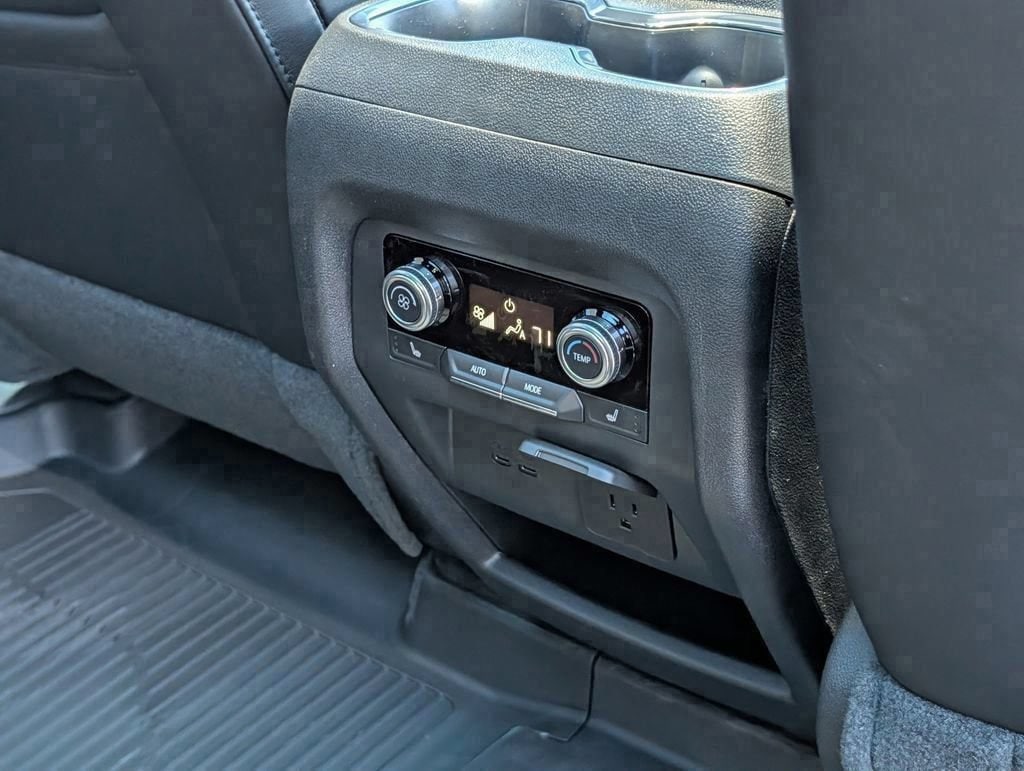 2026 GMC Acadia Denali Ultimate - Photo 43