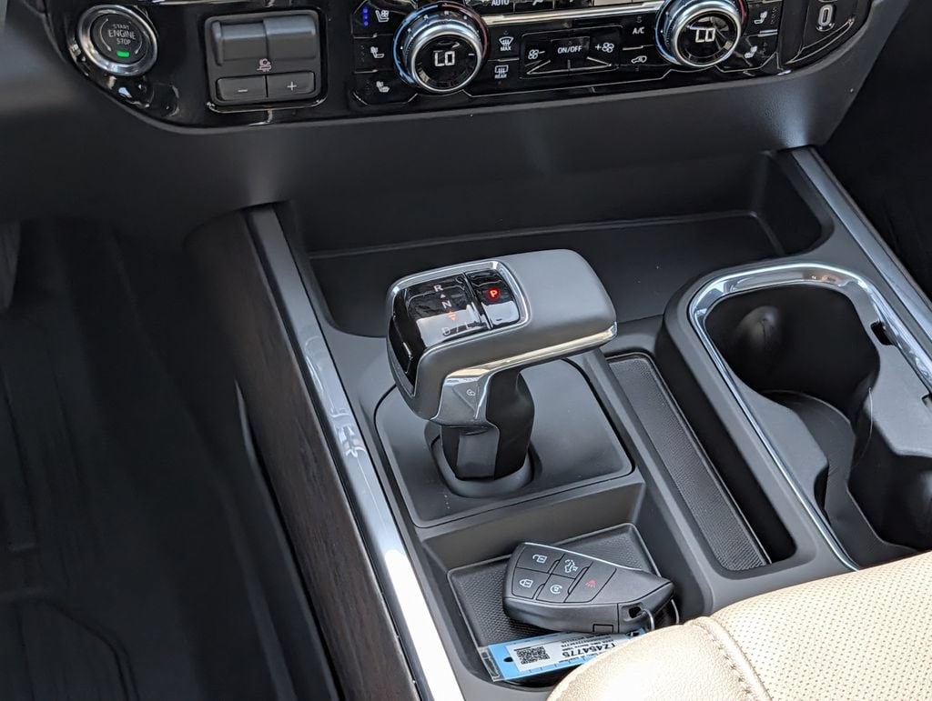 2026 GMC Sierra 1500 SLT - Photo 16