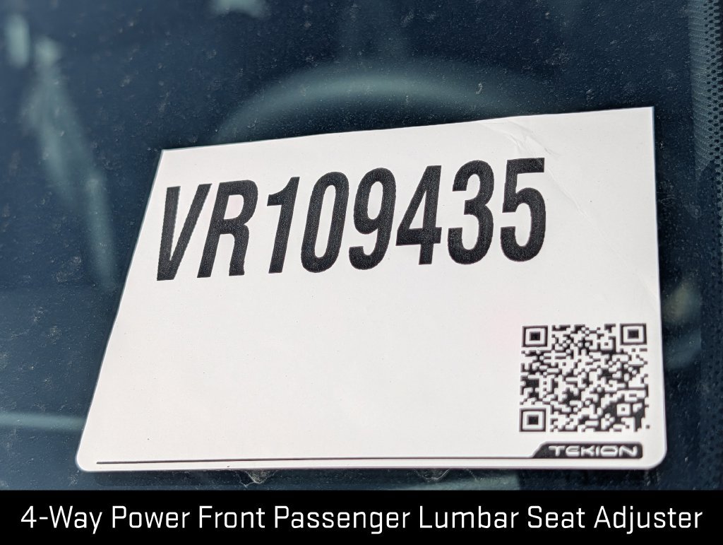 2027 GMC Yukon AT4 - Photo 39