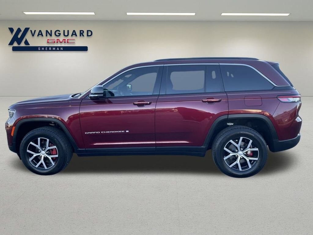 Used 2025 Jeep Grand Cherokee Limited 4x2 SUV