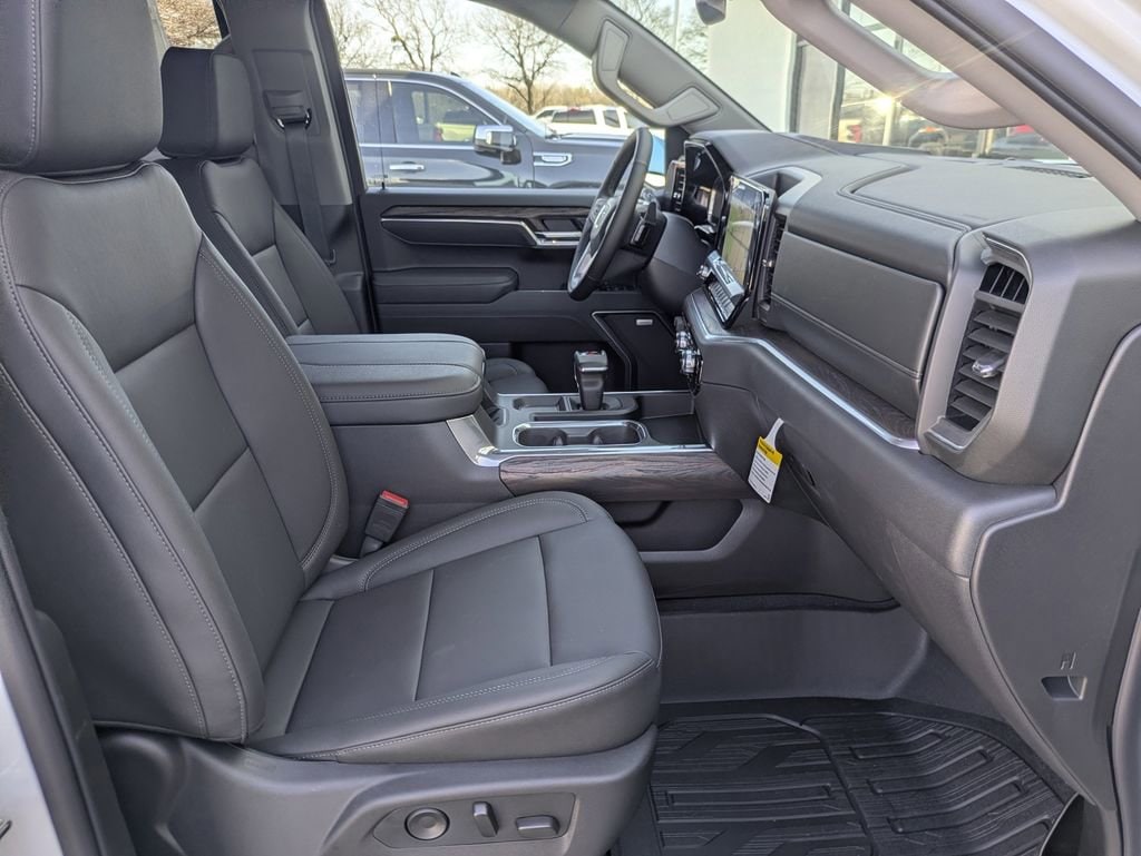 2026 GMC Sierra 1500 SLT - Photo 27
