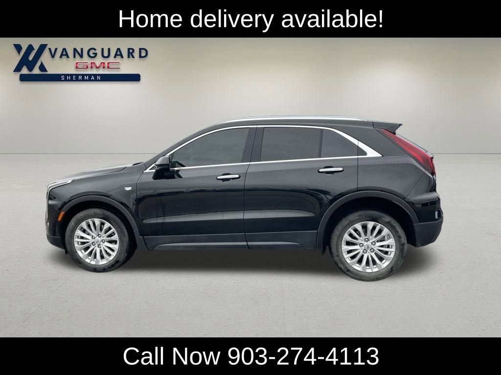 2024 Cadillac XT4 Luxury photo 2