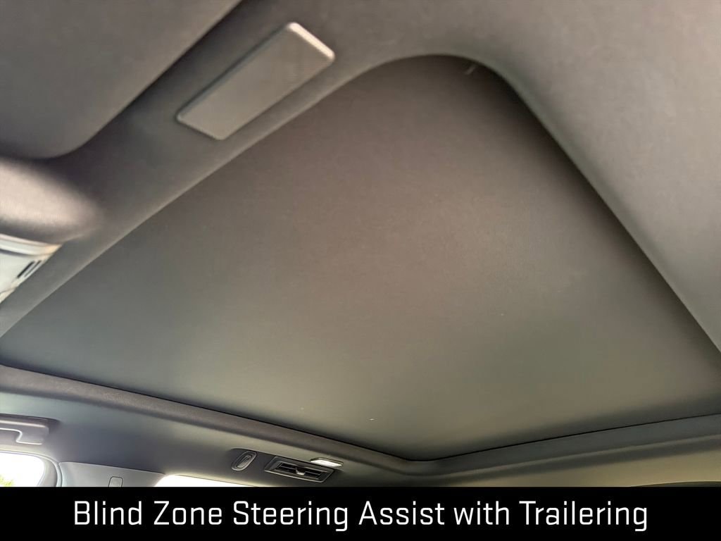 2026 GMC Yukon Denali - Photo 16