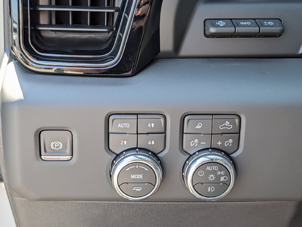 2026 GMC Sierra 1500 AT4X - Photo 24