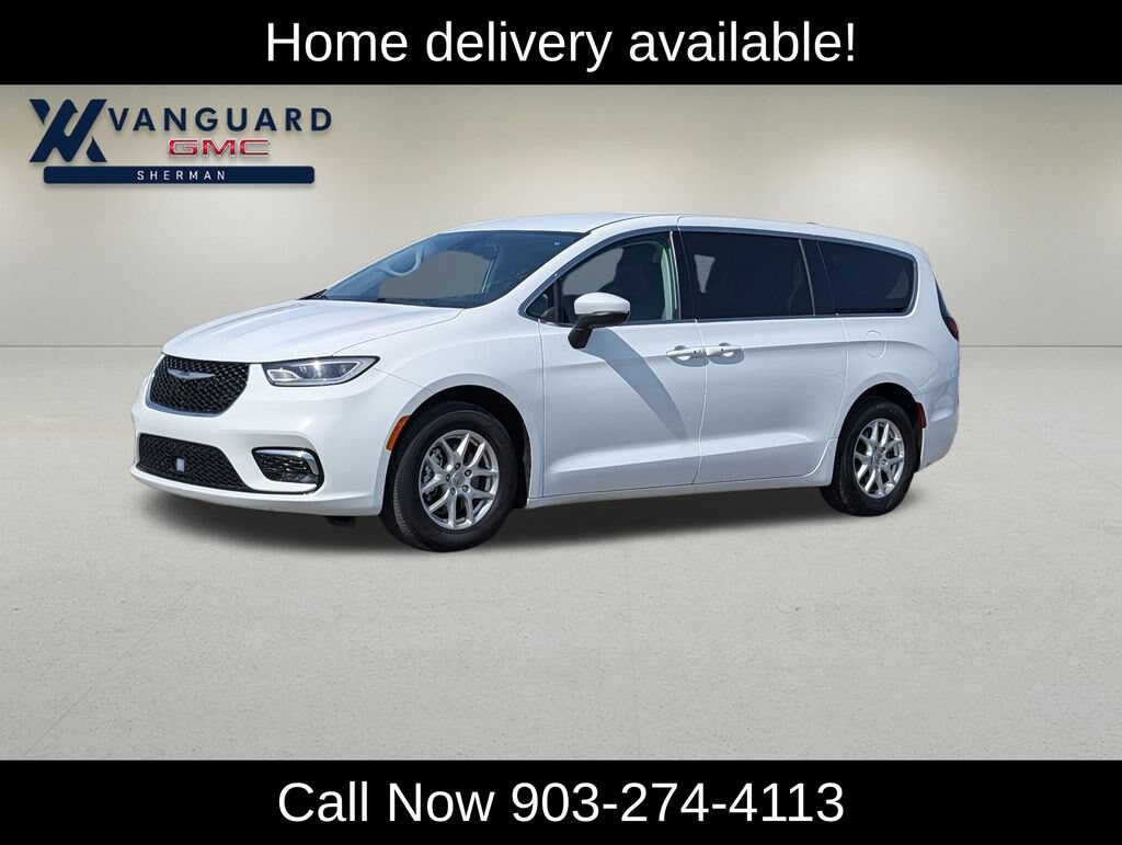 Used 2023 Chrysler Pacifica Touring L