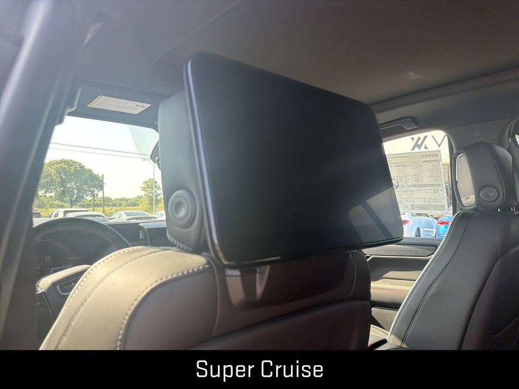 2026 GMC Yukon XL AT4 Ultimate - Photo 14