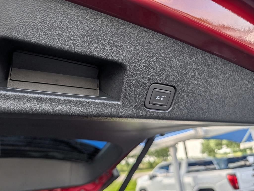 2026 GMC Acadia Denali Ultimate - Photo 38