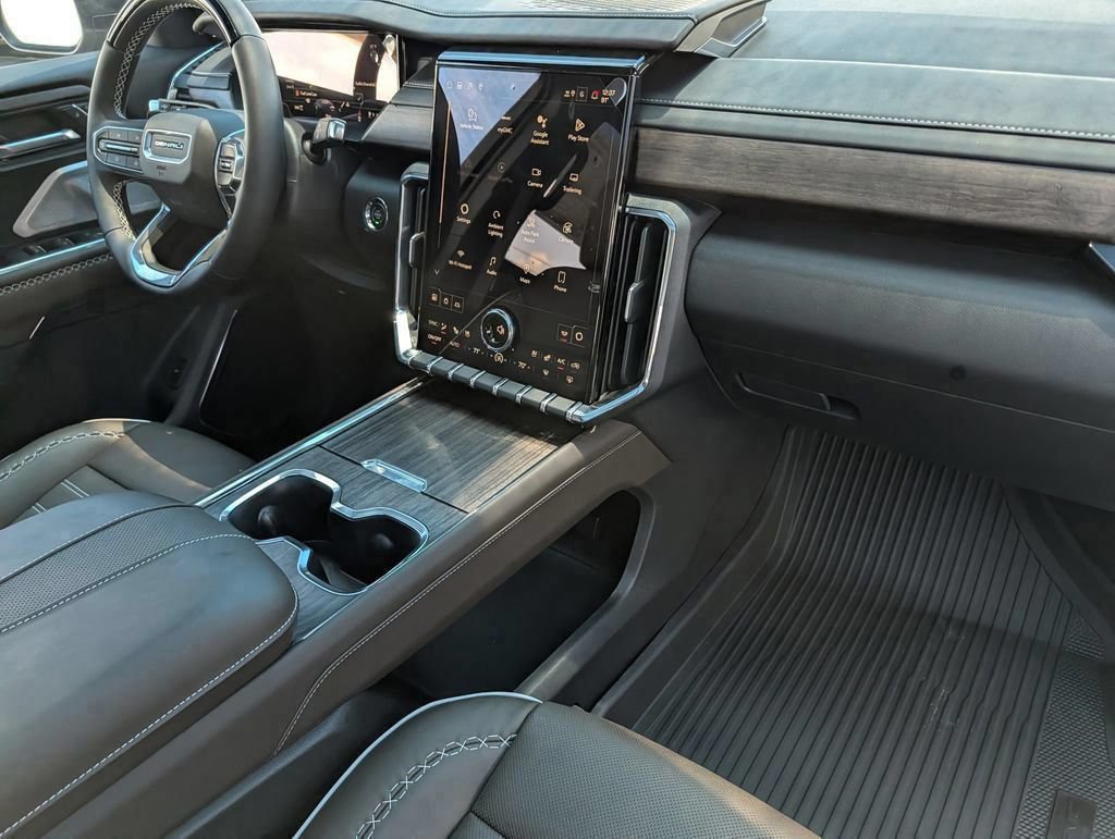 2026 GMC Acadia Denali Ultimate - Photo 45