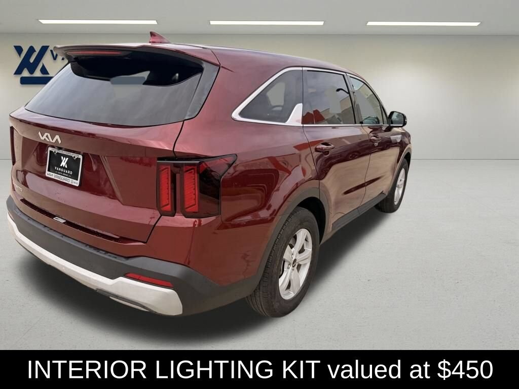 Used 2024 Kia Sorento LX SUV