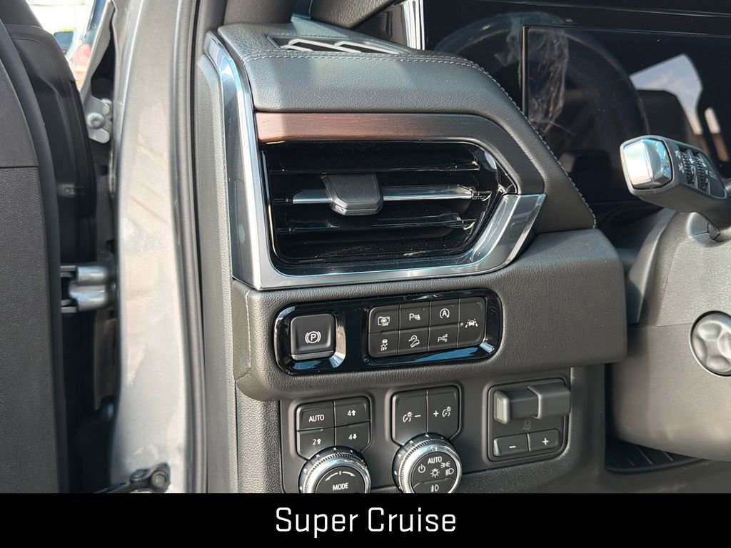2026 GMC Yukon Denali - Photo 12