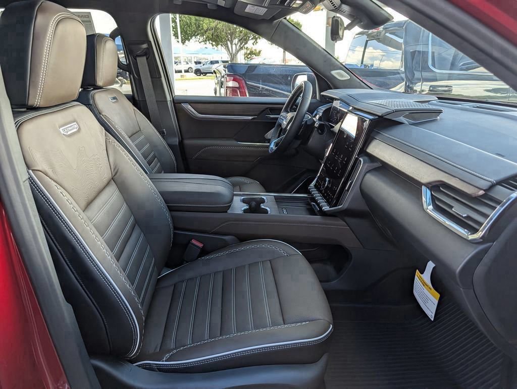 2026 GMC Acadia Denali Ultimate - Photo 41