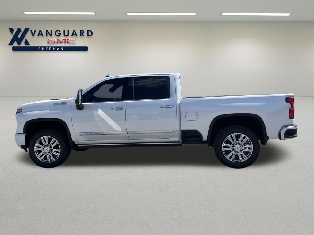 2024 Chevrolet Silverado 2500HD High Country photo 2