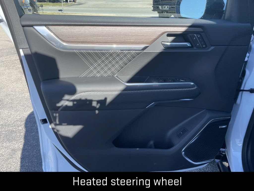 2026 GMC Acadia Denali - Photo 10