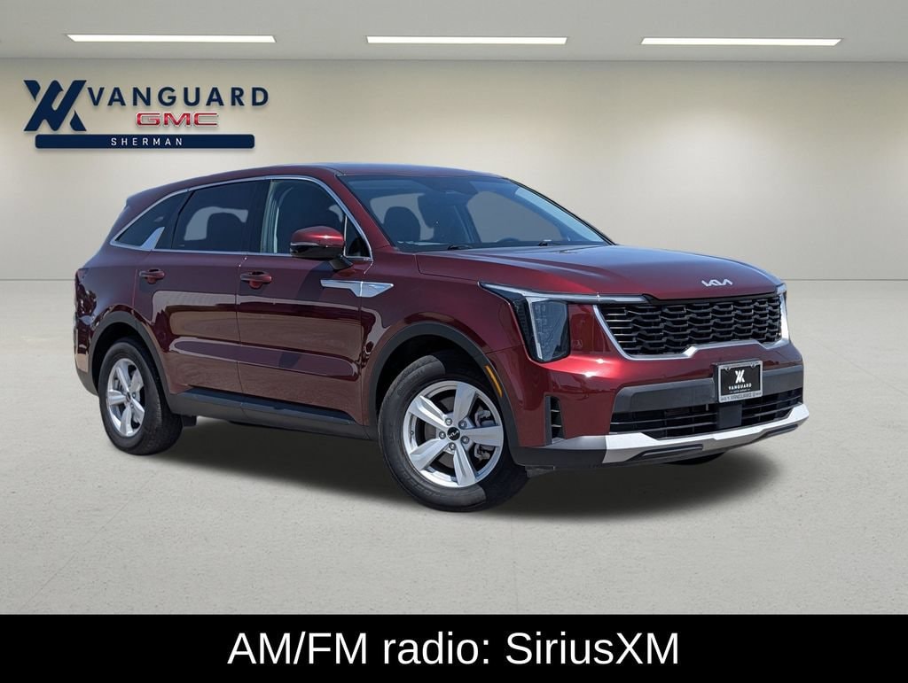 Used 2024 Kia Sorento LX SUV