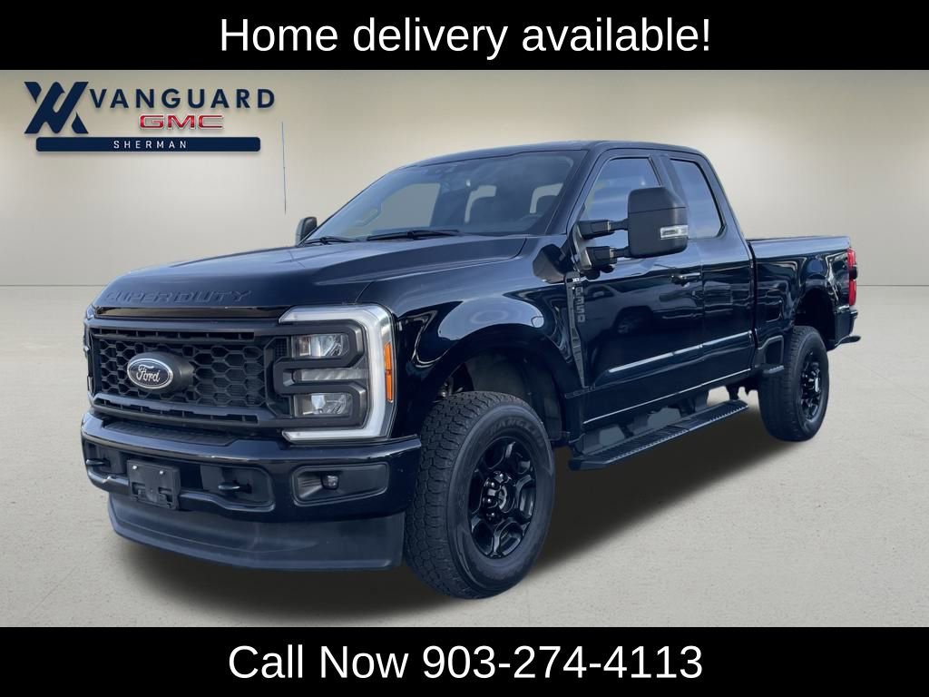 2023 Ford F-350 Super Duty XL's photo