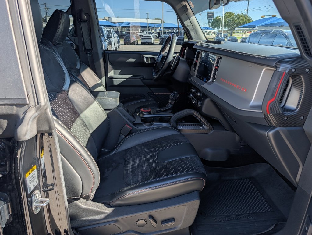 2022 Ford Bronco 4-Door Raptor - Photo 35